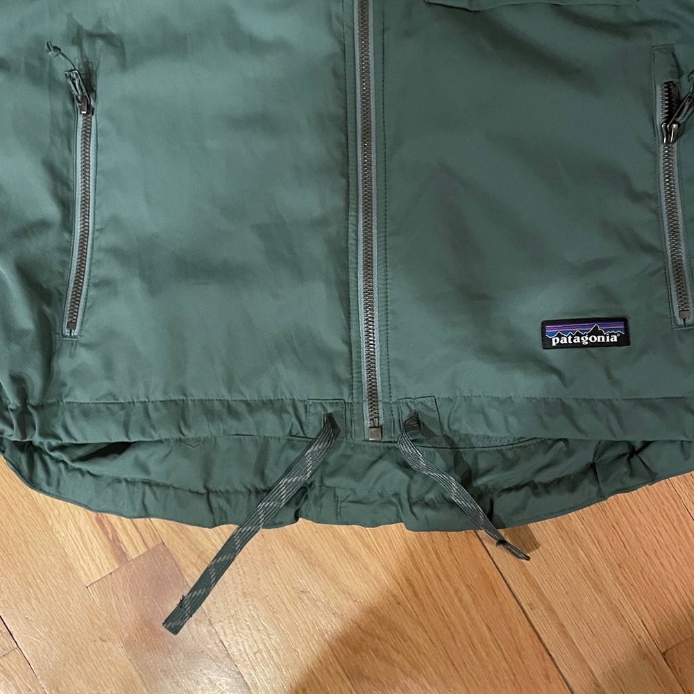 Patagonia Women small Windbreaker - Picture 4 of 8